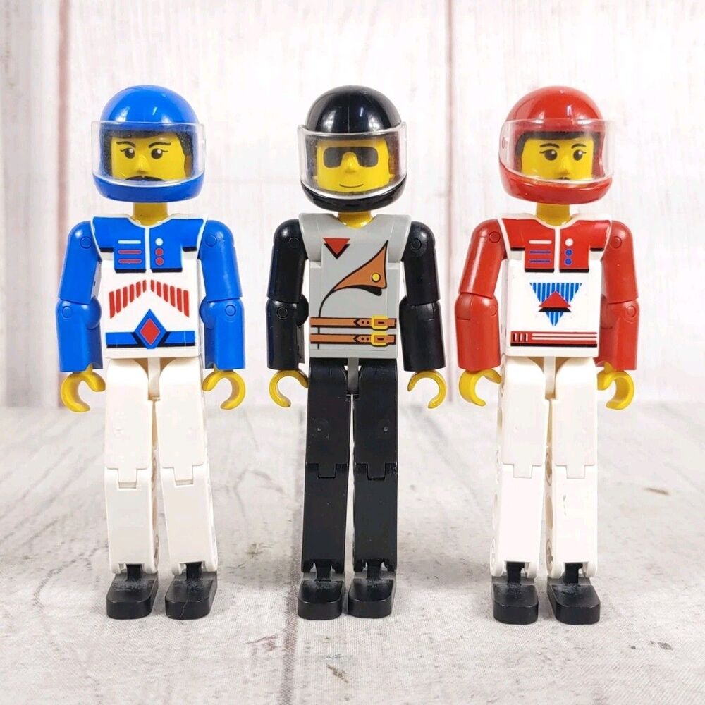 1993 LEGO® Technic Guys - The Lego Technic Team Set 8714 - COMPLETE No Box
